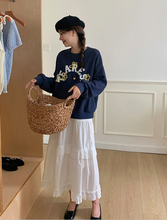 画像をギャラリービューアに読み込む, 無邪気な笑顔が可愛い女の子のワッフルスウェット_N1544