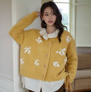 訳アリ!未使用タグ付き TOKUKO 1er Vol カーディガン ニット 刺繍 訳アリ!未使用タグ付き TOKUKO 1er Vol カーディガン ニット