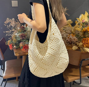ひまわりのような編み目が揺れるマルシェのショルダーバッグ_K0040