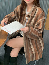 画像をギャラリービューアに読み込む, 朝は毎日ベーグルを食べる彼女のマルチストライプシャツ_N1787