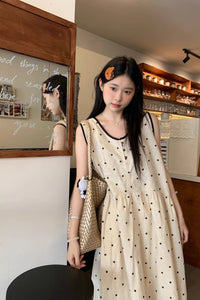 【２点セット】ポラロイド写真に残した、水玉ワンピと小さな恋の思い出_K0111