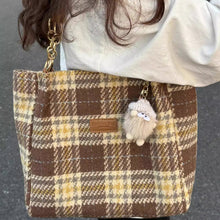 画像をギャラリービューアに読み込む, コーヒーの香りと似合うあたたかな風合いの秋のレトロバッグ_K0169