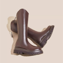 画像をギャラリービューアに読み込む, 夜のイルミに照らされて、自信をくれるロングブーツ _K0257