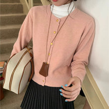 画像をギャラリービューアに読み込む, 恋文をしまった引き出しのようなアンティークボタンニット_K0213