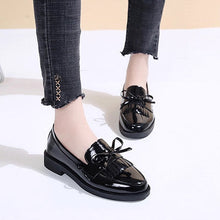 画像をギャラリービューアに読み込む, 放課後の図書室で静かにページをめくる女の子のためのクラシックローファー _K0265