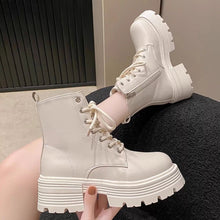 画像をギャラリービューアに読み込む, イルミネーションの帰り道に選ぶボリュームソールブーツ _K0254