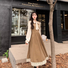 画像をギャラリービューアに読み込む, アンティークレースが揺れるクラシックワンピース_K0260