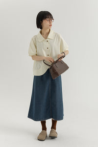 おしゃれするのが大好きな女の子のラウンドカットデザインシャツ_N2532