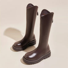 画像をギャラリービューアに読み込む, 夜のイルミに照らされて、自信をくれるロングブーツ _K0257