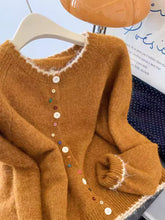 画像をギャラリービューアに読み込む, 秋色のボタンに恋をした街角の女の子が纏う、ふわ甘ぬくもりカーディガン _K0244