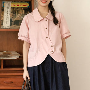 おしゃれするのが大好きな女の子のラウンドカットデザインシャツ_N2532