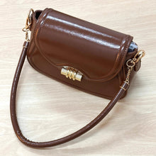 画像をギャラリービューアに読み込む, 紅葉散るテラスでココアを分け合ったあの日のメモリーバッグ_K0234