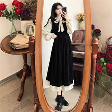 画像をギャラリービューアに読み込む, アンティークレースが揺れるクラシックワンピース_K0260