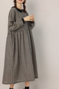 森の中のカフェにマフィンを買いに行く日のワンピース_N1441