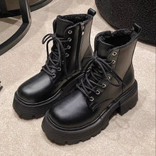 画像をギャラリービューアに読み込む, イルミネーションの帰り道に選ぶボリュームソールブーツ _K0254