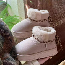 画像をギャラリービューアに読み込む, 彼と手をつないで紅葉並木を歩く午後にそっと寄り添う、ぬくもり揺れるふわもこショートブーツ _K0225