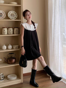 ヴィンテージ雑貨を集めるおしゃれな女の子のワンピース_N1338