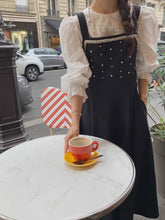 画像をギャラリービューアに読み込む, パリのカフェでモーニングをする日のワンピース_N1551