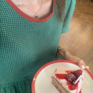 ミックスベリーケーキが好きな女の子のワンピース_N1346