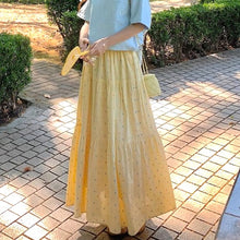 画像をギャラリービューアに読み込む, 日差しが気持ちい公園でうたた寝した日のチェックドットティアードスカート_N2424