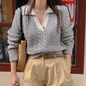 パリのおしゃれなお洋服屋さんを巡る日のニットトップス_N1564