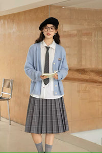 図書館へ通う女の子のラグランスリーブシャツ_N1790