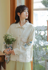 実家のお花屋さんを手伝う女の子の刺繍デニムジャケット_N3531