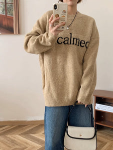 コーヒースタンドに立ち寄る日のレタリングニット_N1713