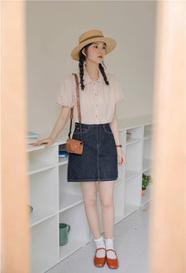 ときめく瞬間を写真に残す彼女のパフスリーブブラウス_N2233