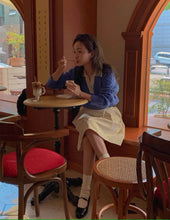 画像をギャラリービューアに読み込む, パリのおしゃれなお洋服屋さんを巡る日のニットトップス_N1564